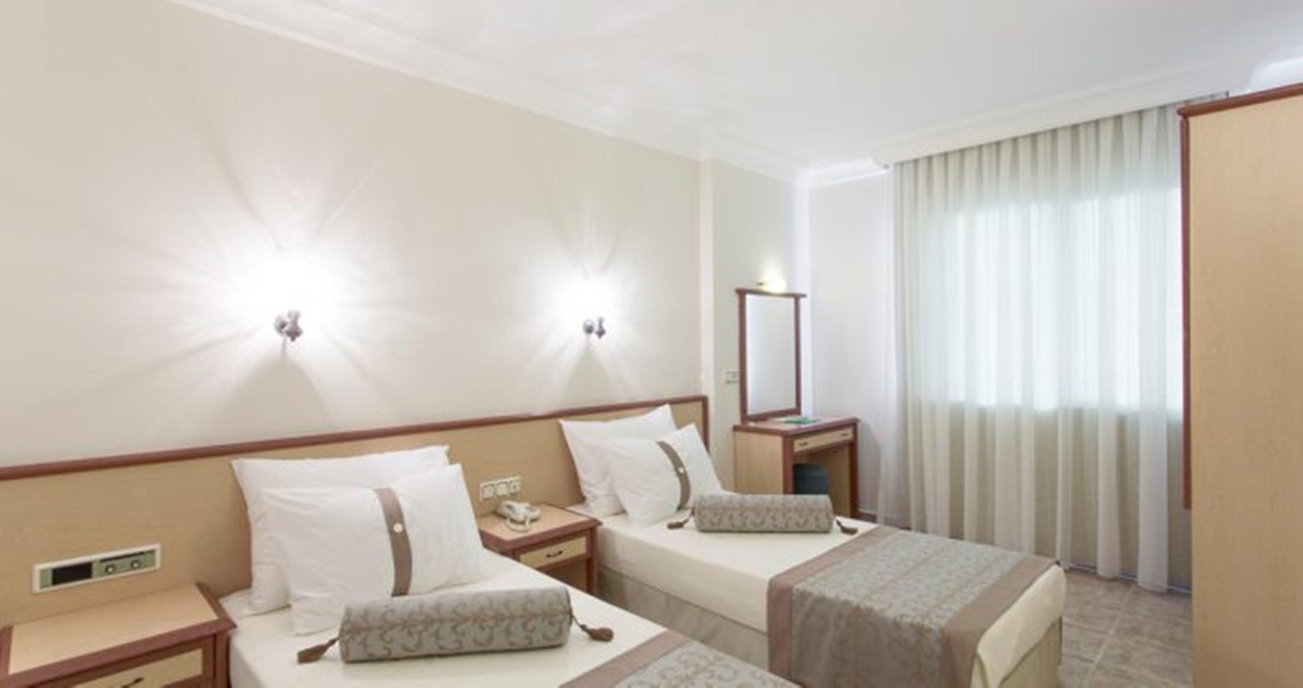 Villa Sunflower Hotel Аланія Екстер'єр фото