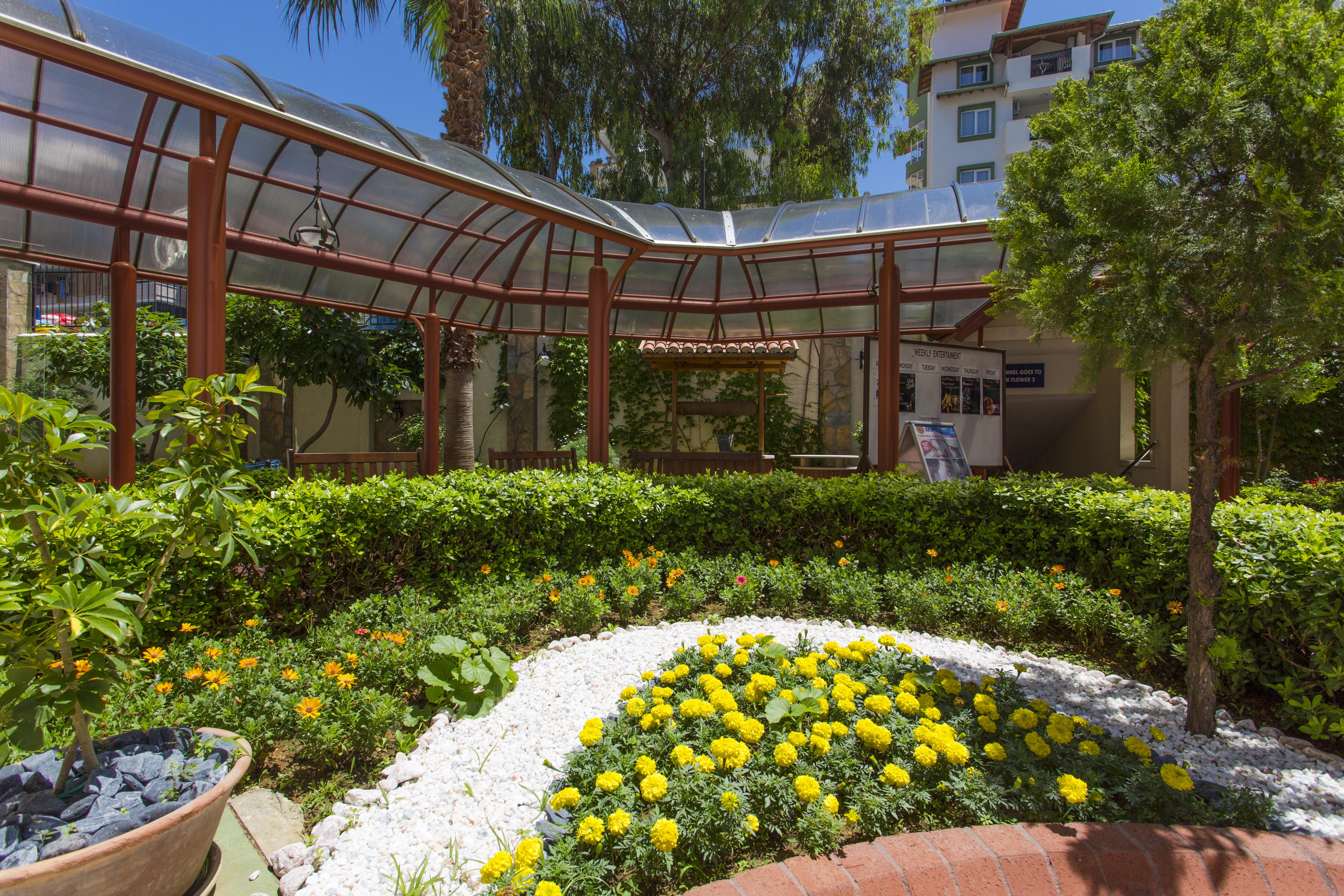 Villa Sunflower Hotel Аланія Екстер'єр фото