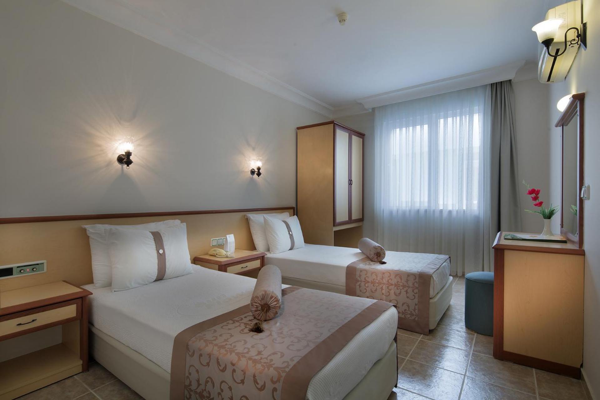 Villa Sunflower Hotel Аланія Екстер'єр фото